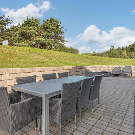 Three-bedroom In Ebeltoft