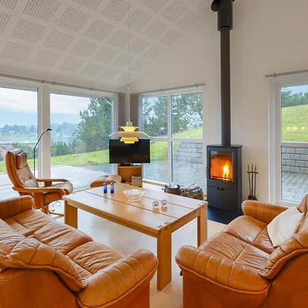 Three-bedroom In Nyaraló